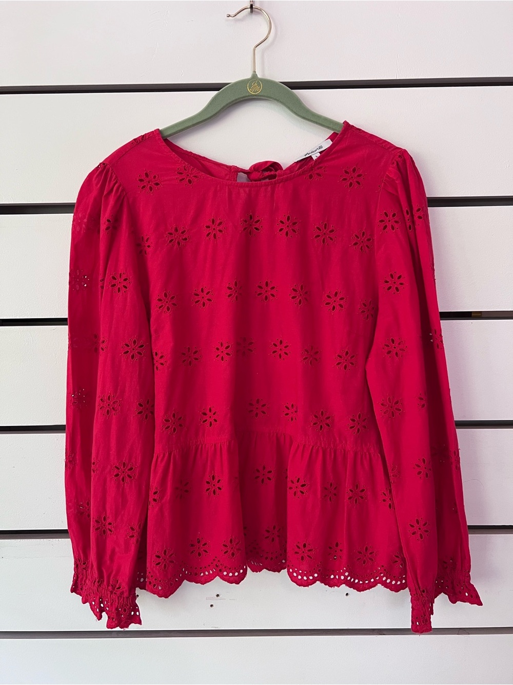 Madewell Eyelet Keyhole Peplum Top - Picture 2 of 8